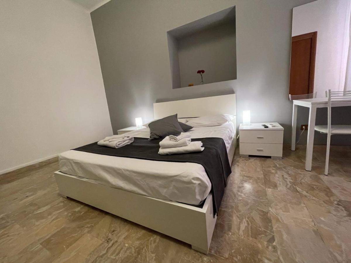 Sleepy Max Hotell Rom Exteriör bild